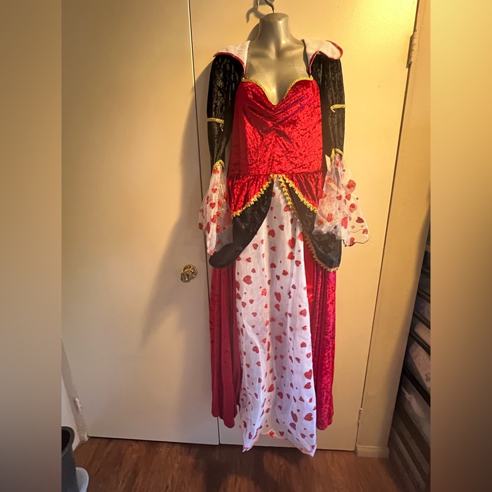 Queen of Hearts Adult Costume - one size